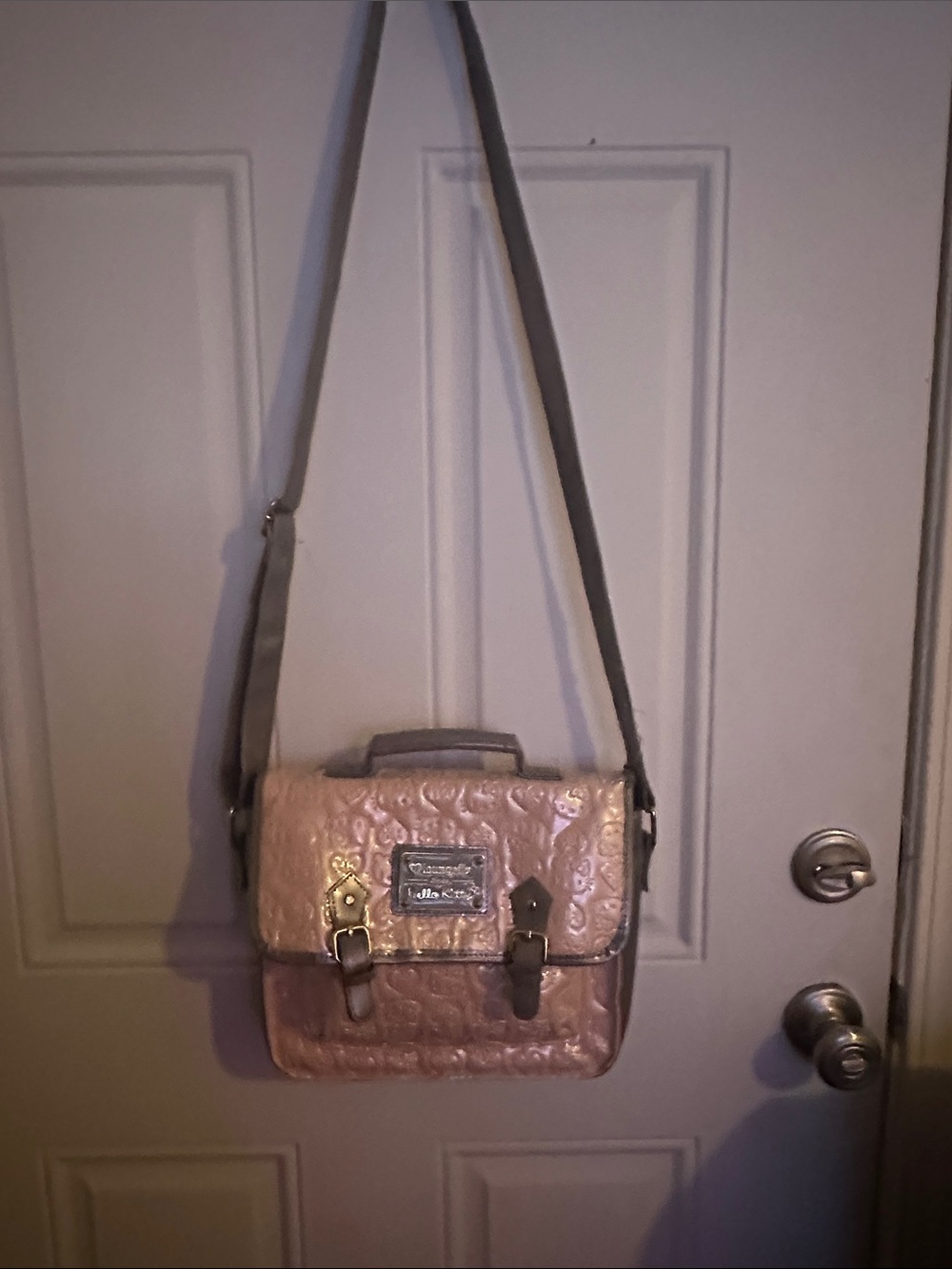 Hello Kitty - Picture 1 of 2